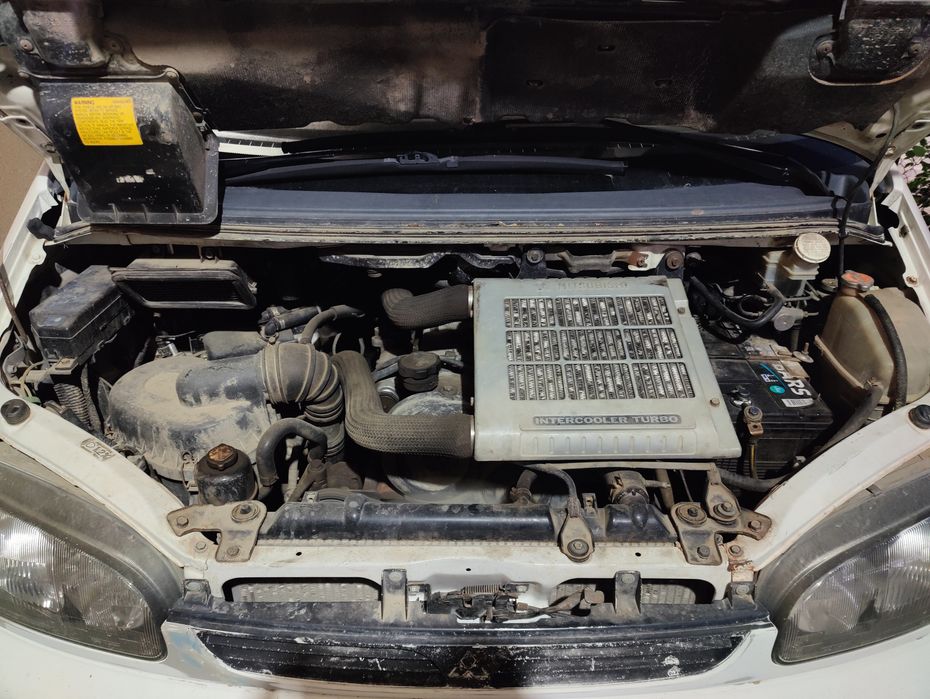 Продам Mitsubishi space gear