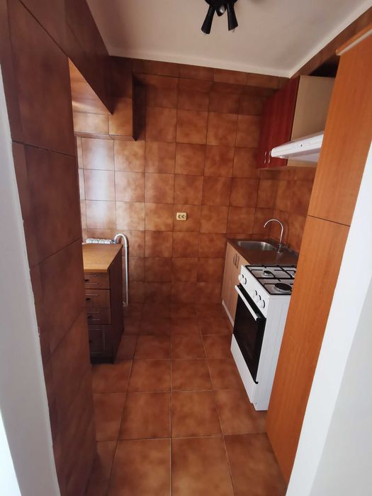 Proprietar inchiriez garsoniera decomandata termen lung, zona Anda, Constanta