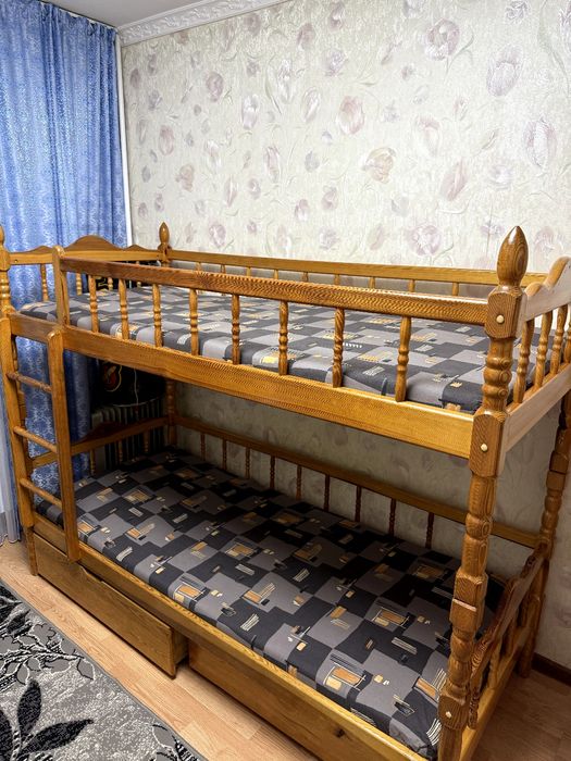 2-яросная кровать