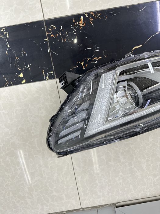 Haval  m 6 передный фара