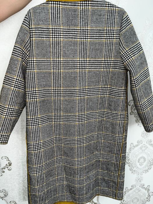 Пальто сатылады коп киилмеген