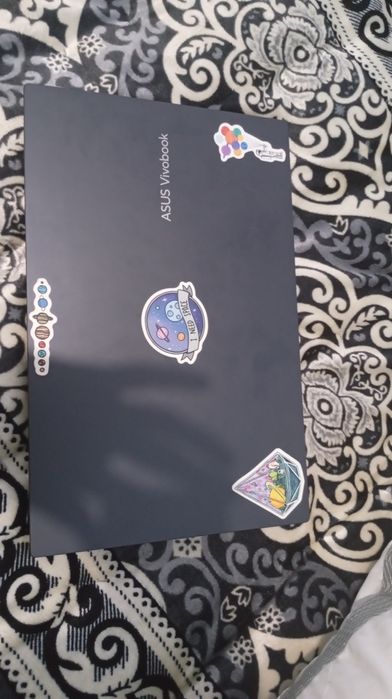 Noutbuk Asusvivabook