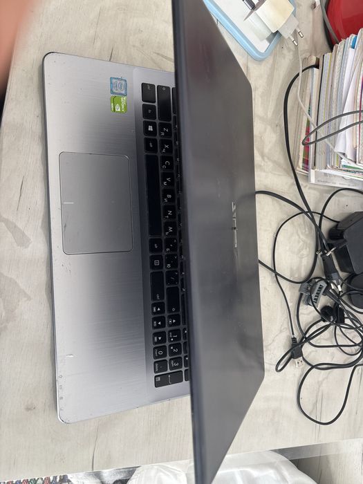 Ноутбук ASUS X542U SonicMaster