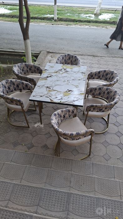 Restoran kafe uchun mebellar