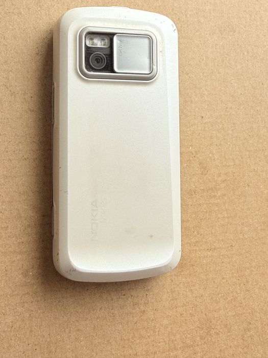Vand Nokia N97 În stare bună decodat cu baterie în stare nouă originală și căști incluse