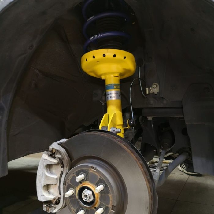 Суппорта , тормозные диски , колодки. Субару Subaru