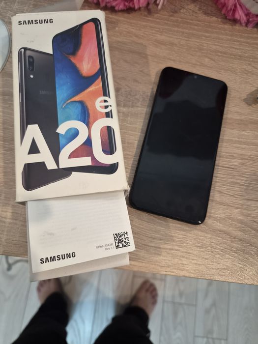 Samsung a20 e...
