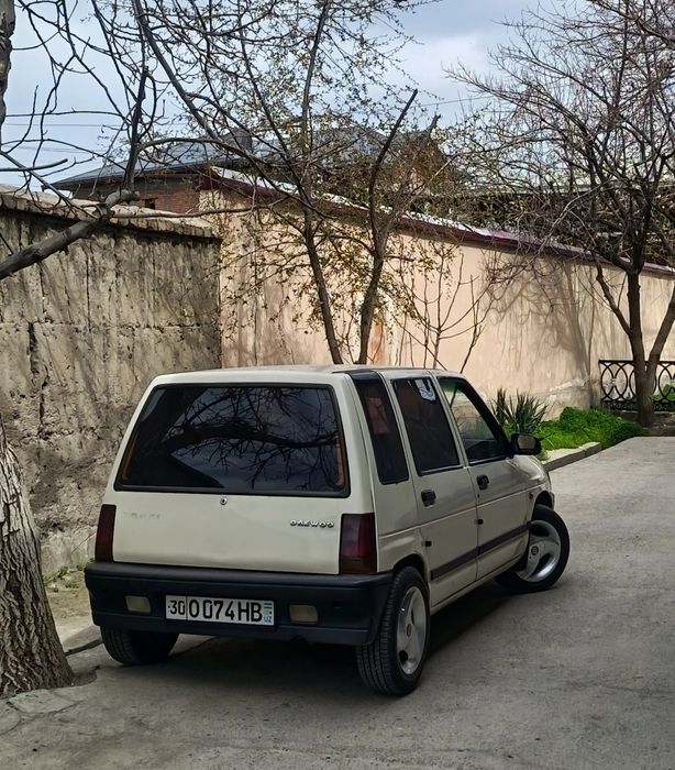 Tiko sotaladi holati ideal 2001 yil 4 yumshoq yangi balon qo'yilgan