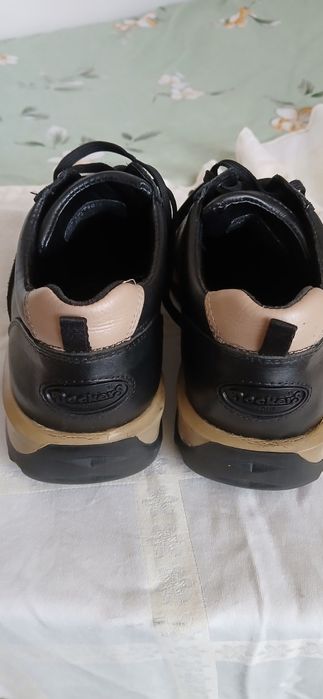 Dockers by Gerli  piele naturală integral mărimea 40