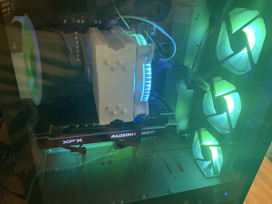 Vand rx 6650 xt 8 gb xfx 3 fans