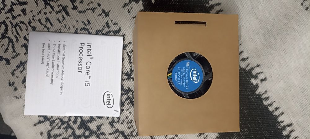 Продам оригинальный кулер Intel (LGA 1151 / 1150 / 1155)