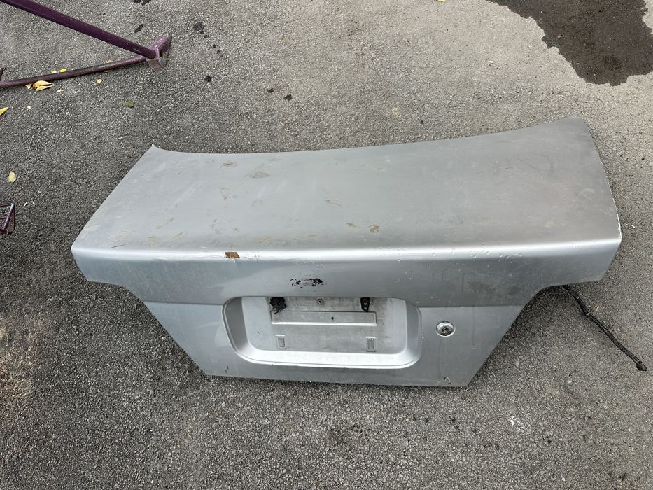 Nissan Bluebird разбор