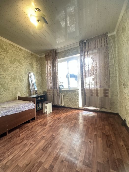 Продам 2 х комнатную  квартиру