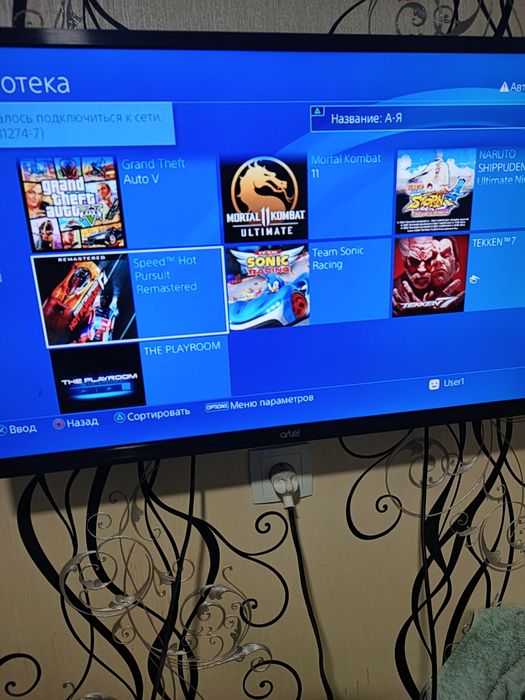 Продается плейтешен 4 срочна