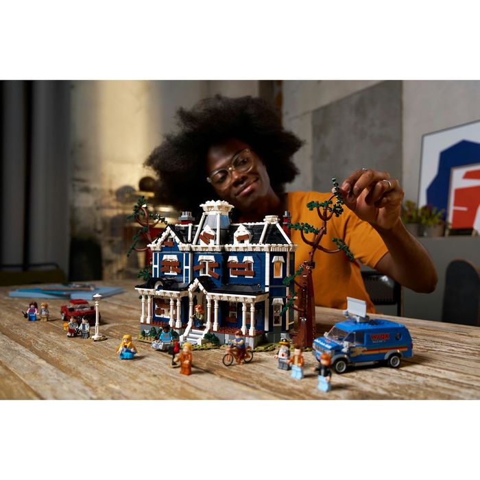 Lego 11370 Странни неща: Къщата на семейство Крийл Stranger Things