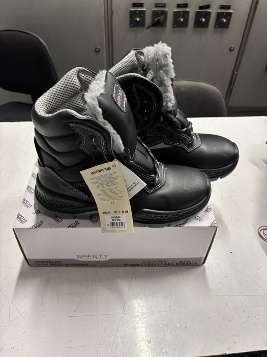 Salopeta groasa si subtire,bocanci de lucru