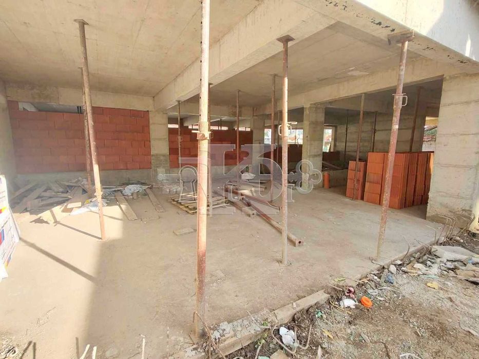 Продава се Гараж / Паркомясто в Добрич, Център - 20 кв.м за 791 €/кв.м - Снимка #3