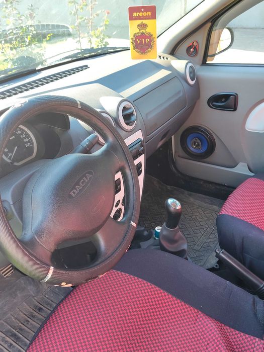 Vând urgent logan2007 benzina și gpl fabrica