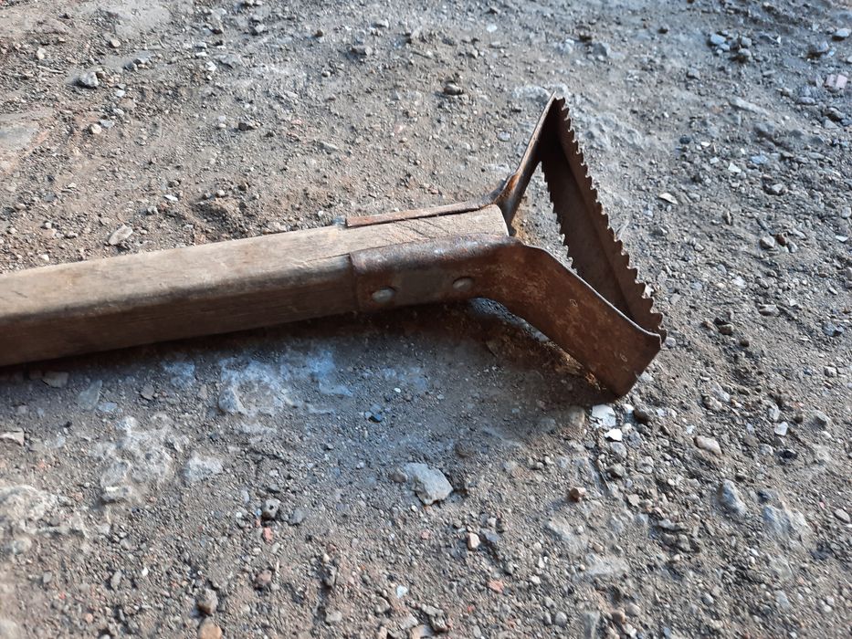 Продам расчёску для лошадей