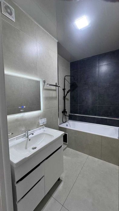 Чилонзор, Новза бекати, 3 хонали квартира, евроремонт. TL