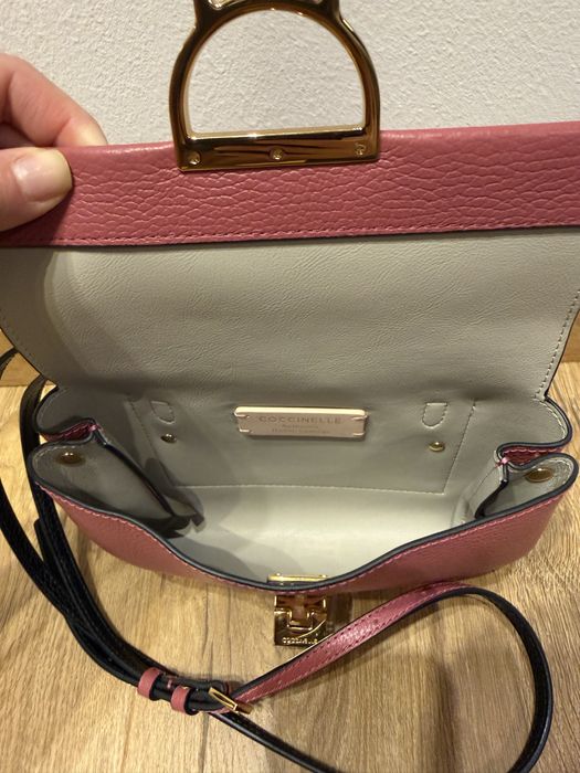 Vand COCCINELLE geanta crossbody piele Arlettis-culoare ROSE