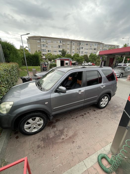Vand sau schimb honda crv 2.2dizel 4x4