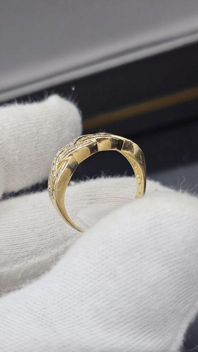 Луксозен пръстен 18K (750) с естествени диаманти | 5.44 гр | Infinity Weave Design