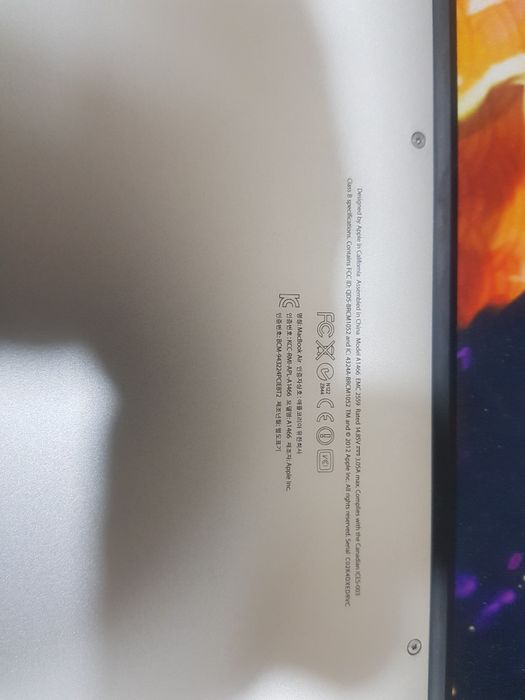 MacBook Air 11-inch 2015 Korea
Всё хорошо только батарейку на