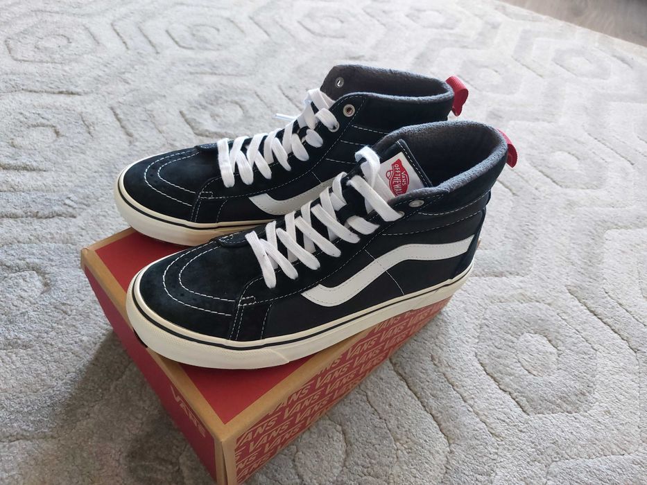 Нови оригинални кецове Vans Off the World, 41 ном.