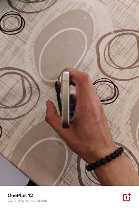 iPhone 15 Pro Natural Titanium
