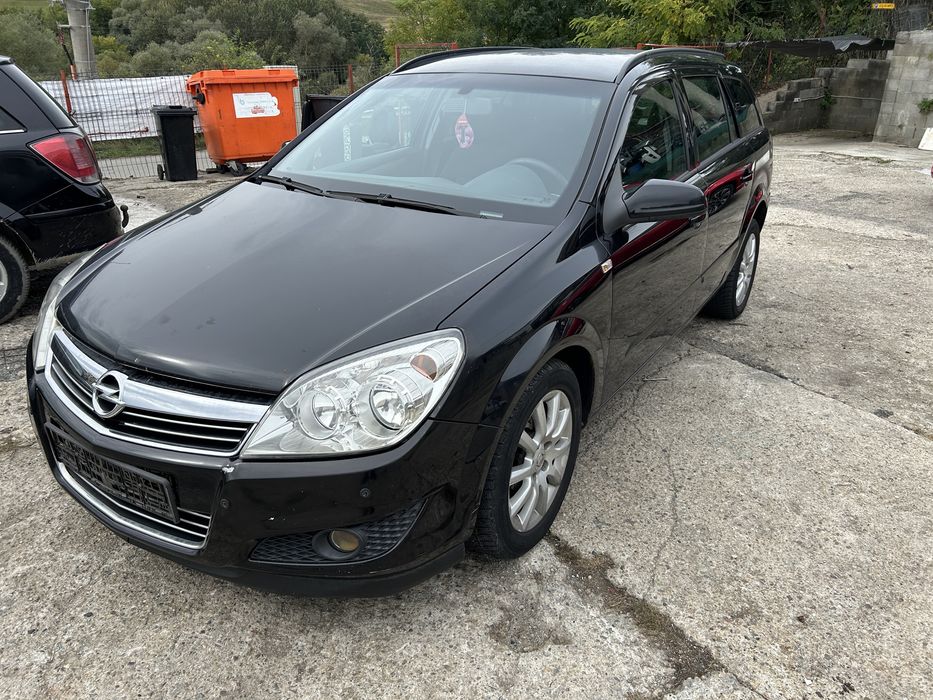 Far Opel Astra H