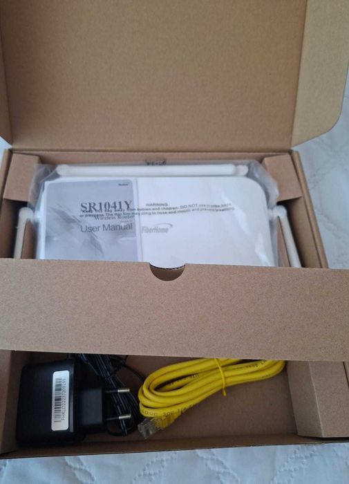 Router Internet FiberHome SR1041Y