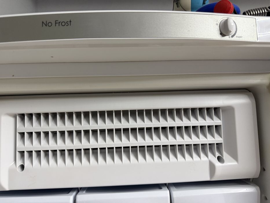 Морозильник indesit