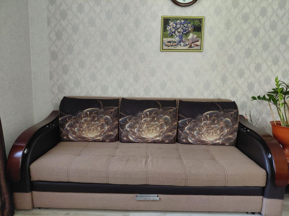 Продам диван производства России