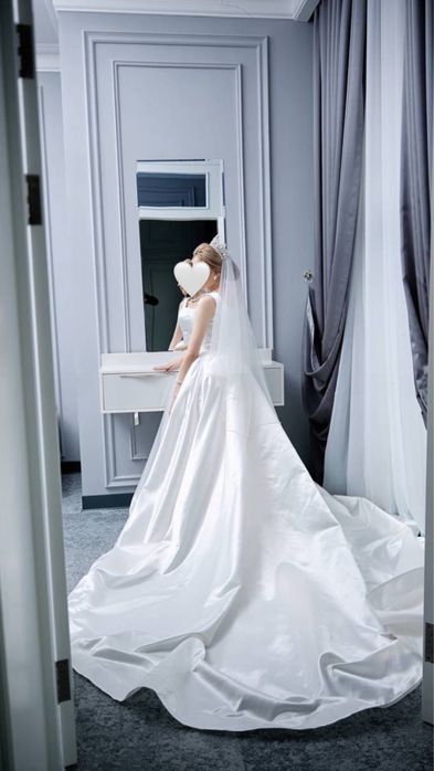 Свадебное платье ткань  «Атлас » цвет айвори в стиле «принцесса»