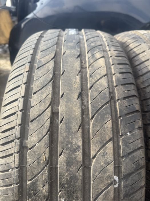 2 боря летни гуми Waterfal 235/55 R17 Dot 0722 ном 207