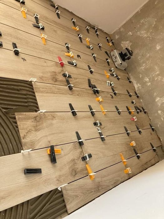 Renovari apartamente Montez faianță,gresie,parchet