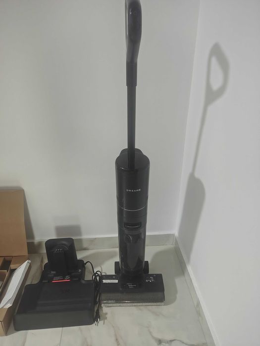 Vand doua aspiratoare dreame unul h12 pro si unul h13 pro