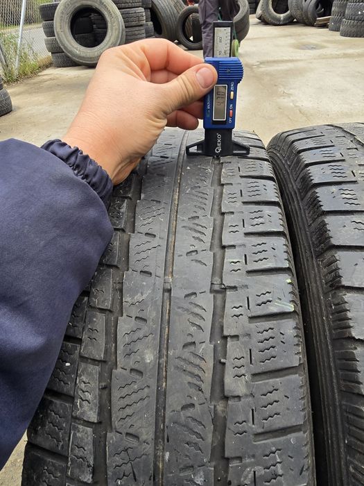 Anvelope de iarna 205-75r16c Falken