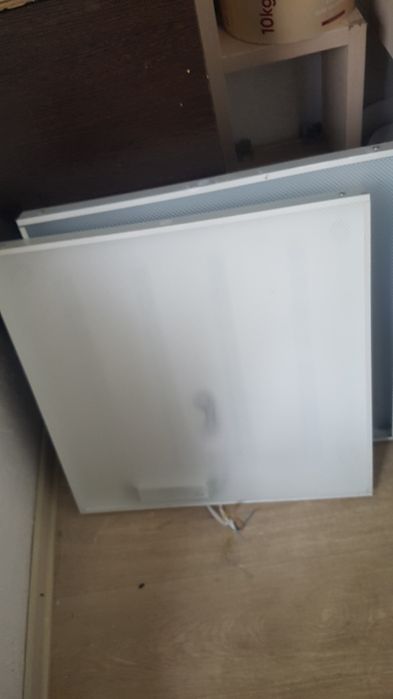 Продаются потолочные плафоны