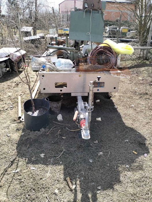 Vând instalație de foraj hidraulică sapa pana la 100 M