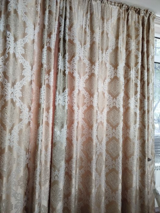 Шторы в зал или спальню