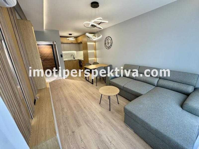 Продава се Двустаен апартамент в Пловдив, Кючук Париж - 60 кв.м за 2250 €/кв.м - Снимка #1