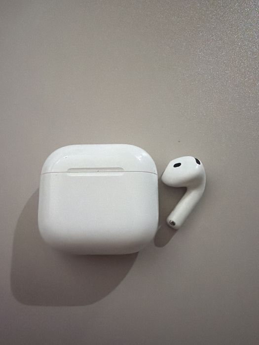 AirPods 4-го поколения