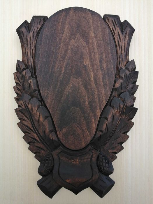 Panoplii sculptate - mistreţ, căprior