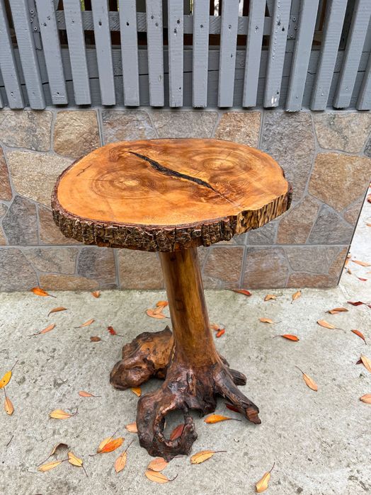 Vând masă de lemn rustica