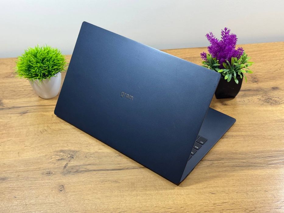 LG gram SuperSlim (USA)