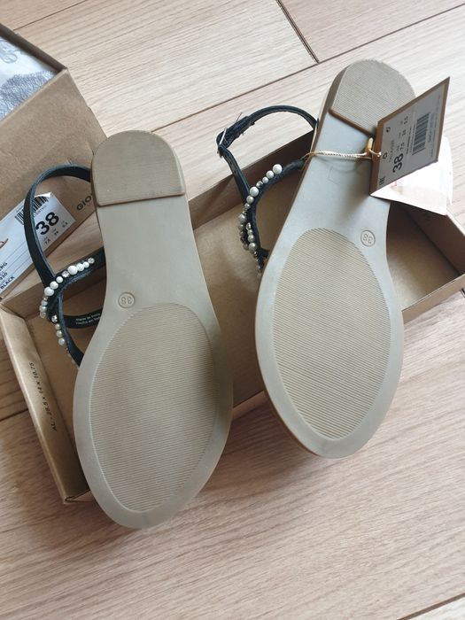 Sandale noi Gioseppo