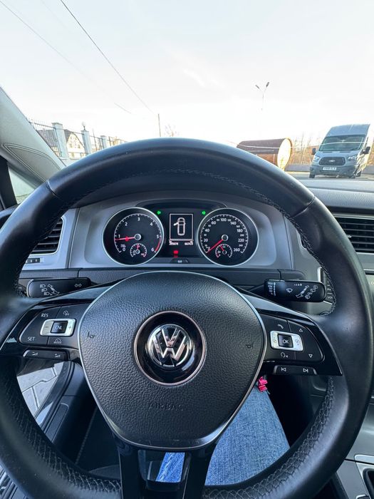 Vw Golf 7 Variant- 1.6 TDI 2015