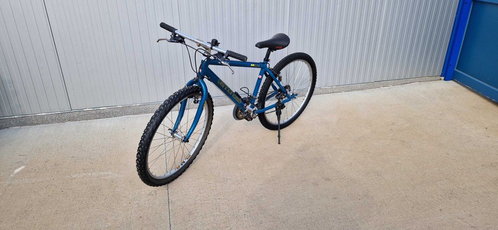 Алуминиев велосипед CANNONDALE колело 26"